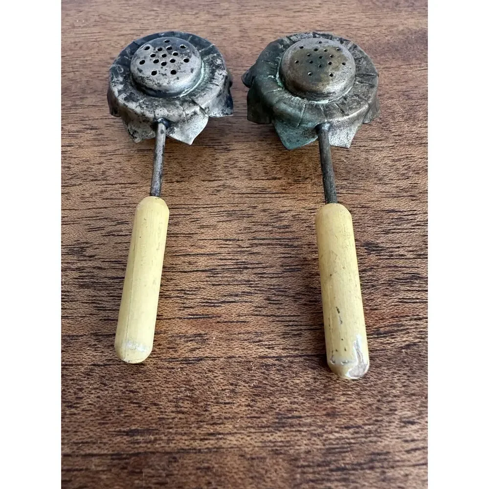 Vintage Silver Pewter Metal Wood Handle Sunflower Salt & Pepper Shakers Patina